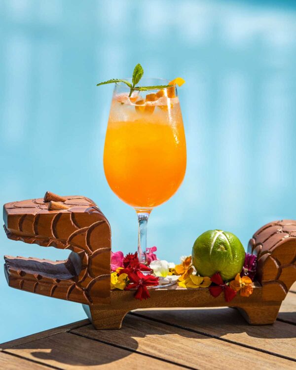 Customizable tasting glasses with texts and logo TT 225cc tasting glass. -Transparent in unbreakable plastic