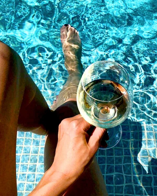 Personalisiertes Aperitifglas mit Texten und Logo Wine Cocktail TT 470cc. -Transparent aus unzerbrechlichem Kunststoff